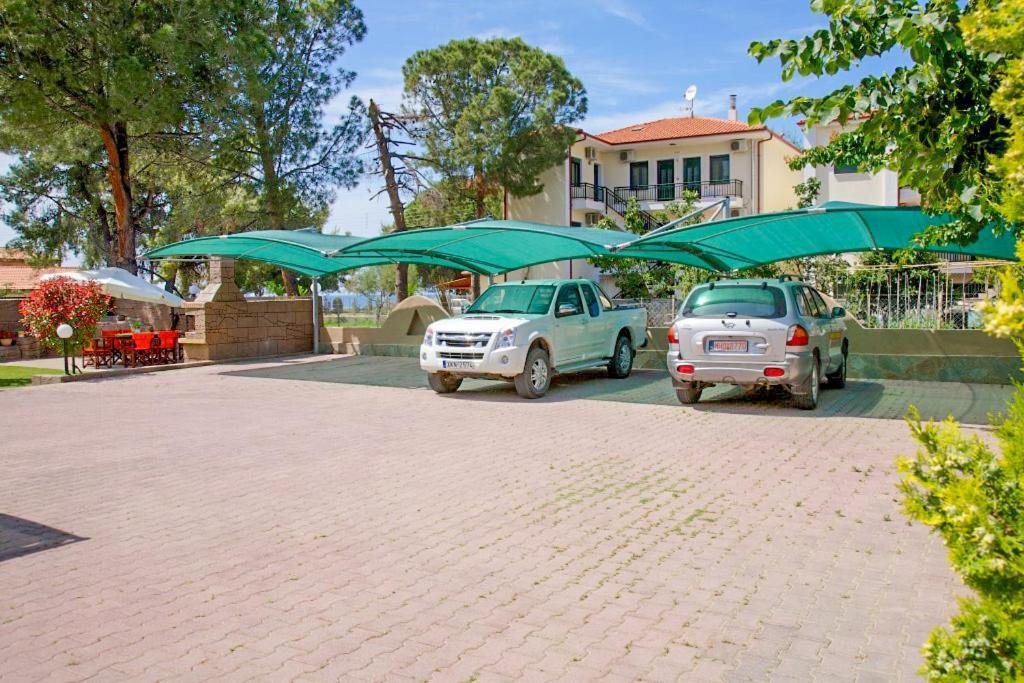 Michel Mar Studios & Apartments Neos Marmaras Exterior photo